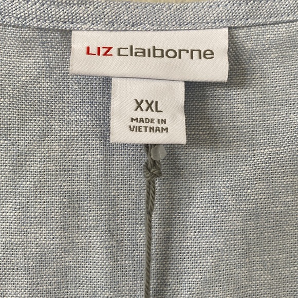 Liz Claiborne V-Neck Sleeveless Peplum Top - Picture 4 of 7